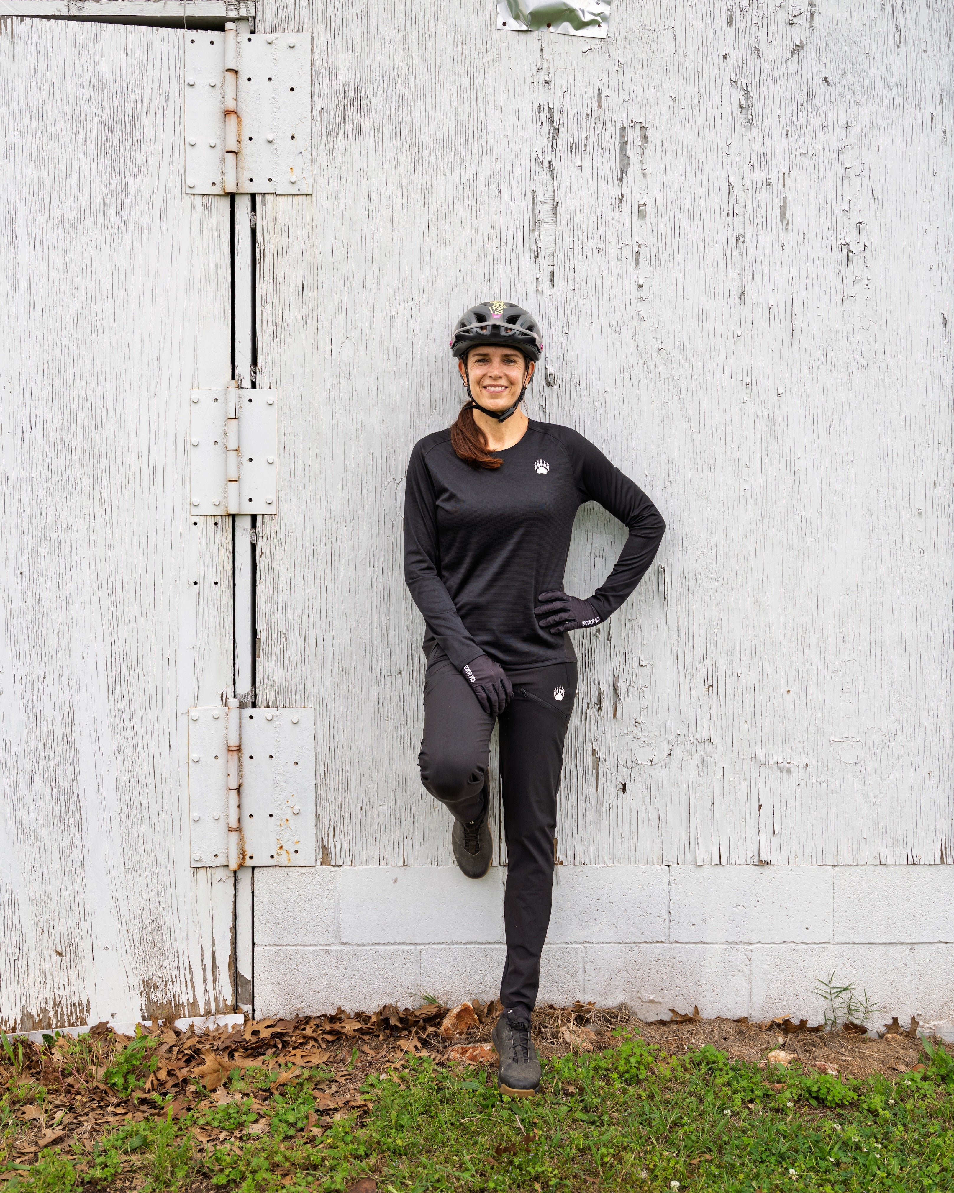 BEAR10 Women’s Long Sleeve MTB Shirt – Black