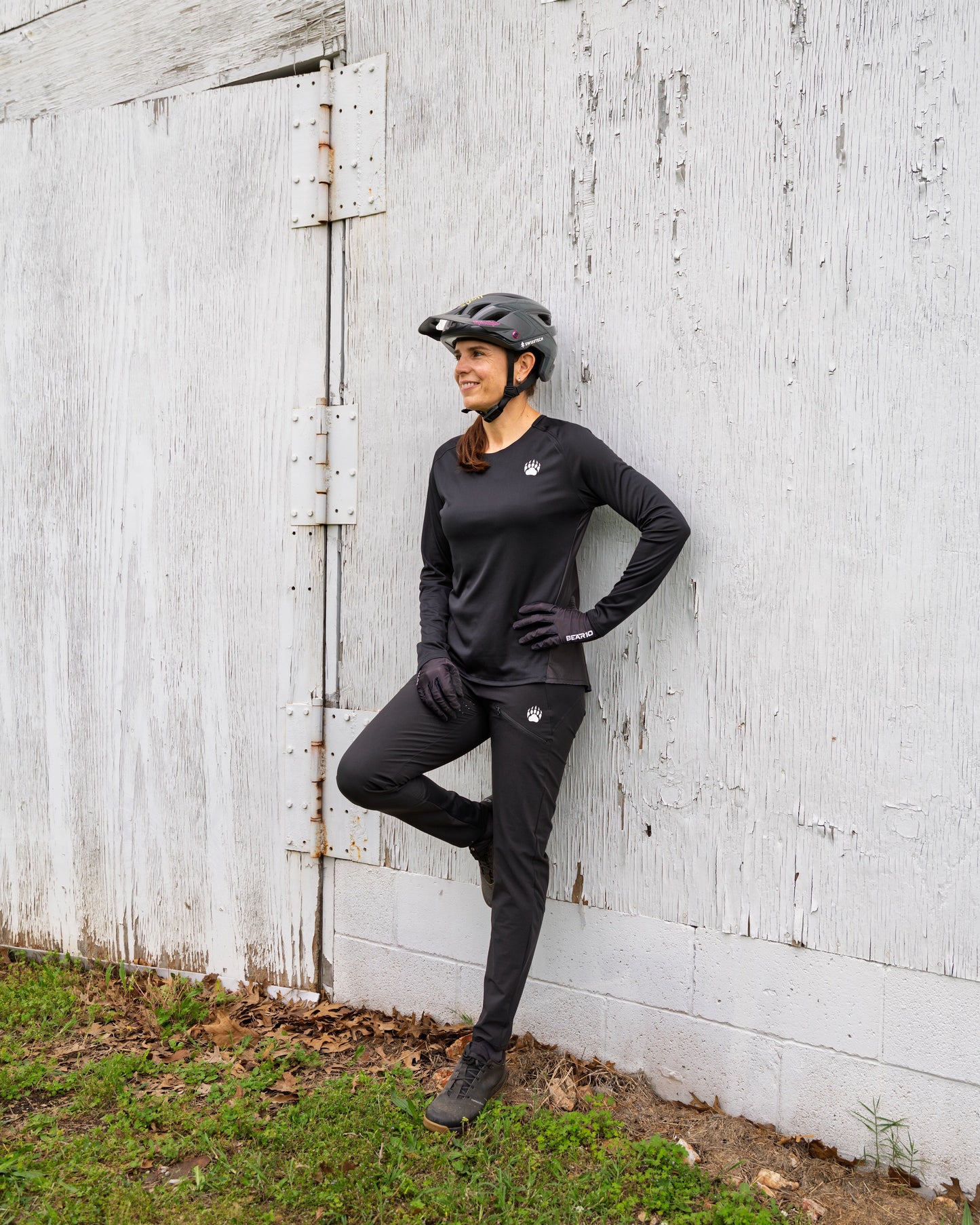 BEAR10 Women’s Long Sleeve MTB Shirt – Black